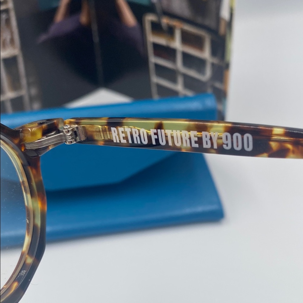 Factory 900 Tortoise Shell Glasses. - Picture 6 of 7